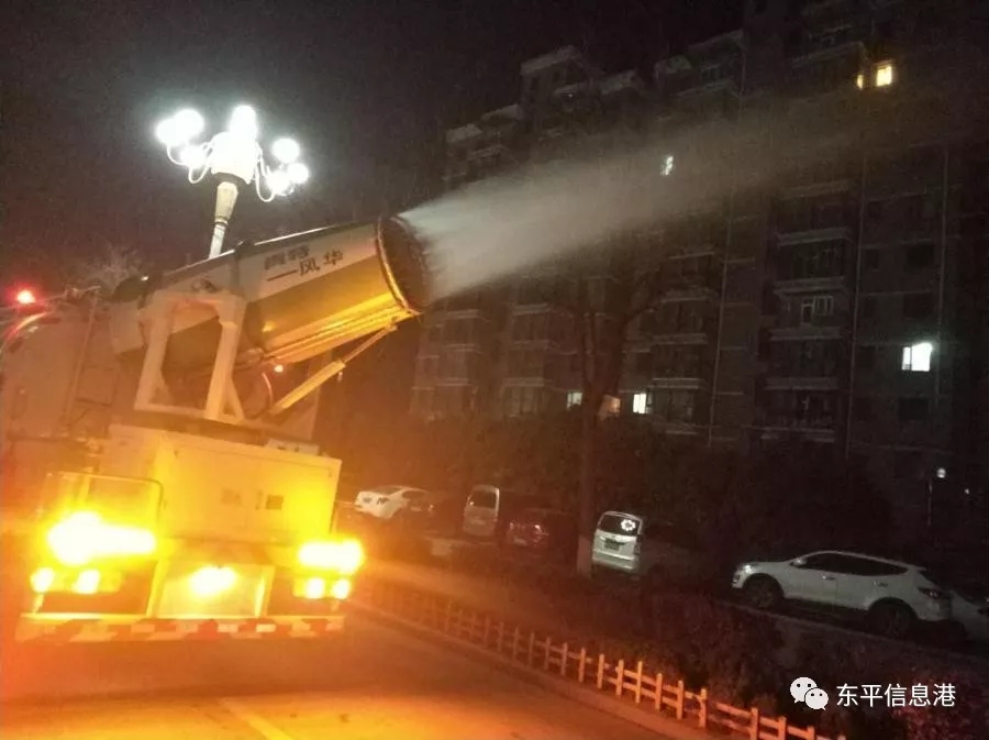 轉載：春宵花香暗暗生，園林霧炮細細灑——縣園林局正式啟動行道樹夜間