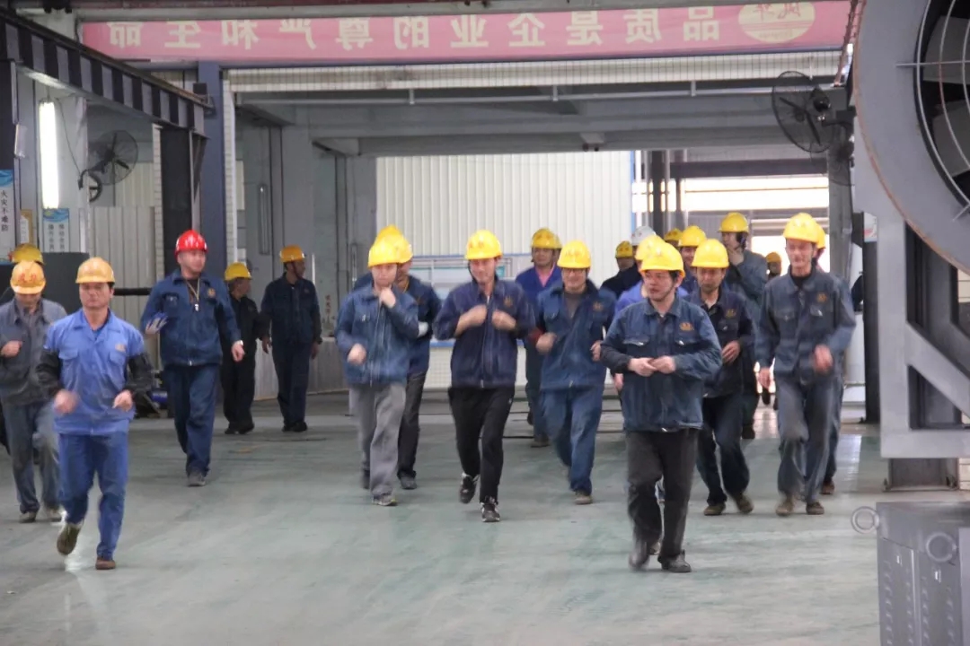 牢記安全生產(chǎn)，公司生產(chǎn)部舉行消防演練！